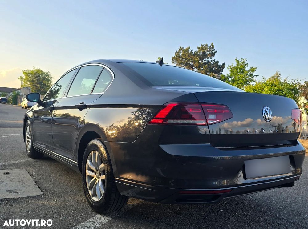 Volkswagen Passat 2.0 TDI DSG Comfortline - 8