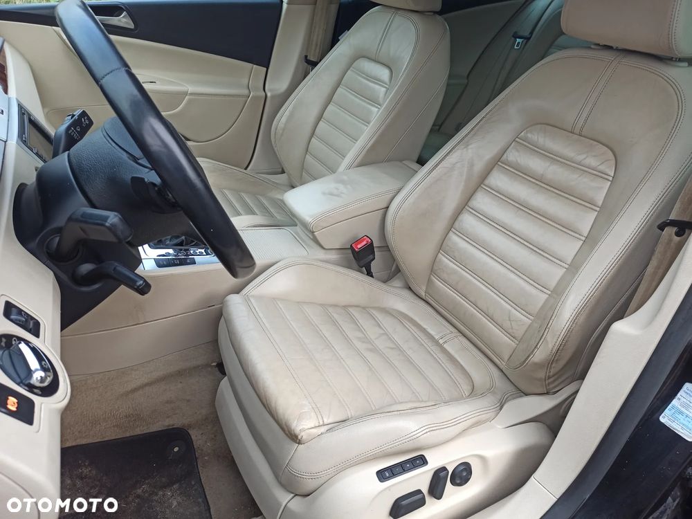 Volkswagen Passat 2.0 TDI DPF Highline DSG - 11