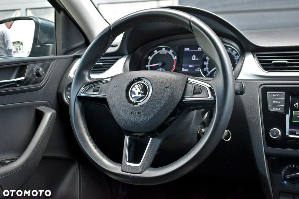 Skoda RAPID 1.0 TSI Ambition - 17