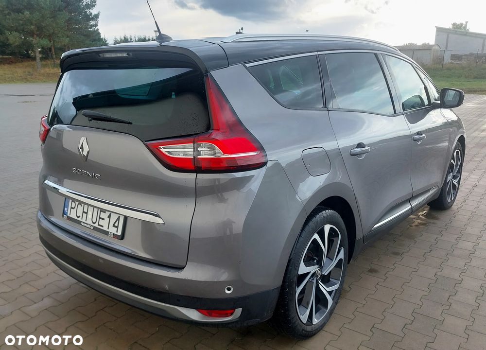Renault Grand Scenic - 25