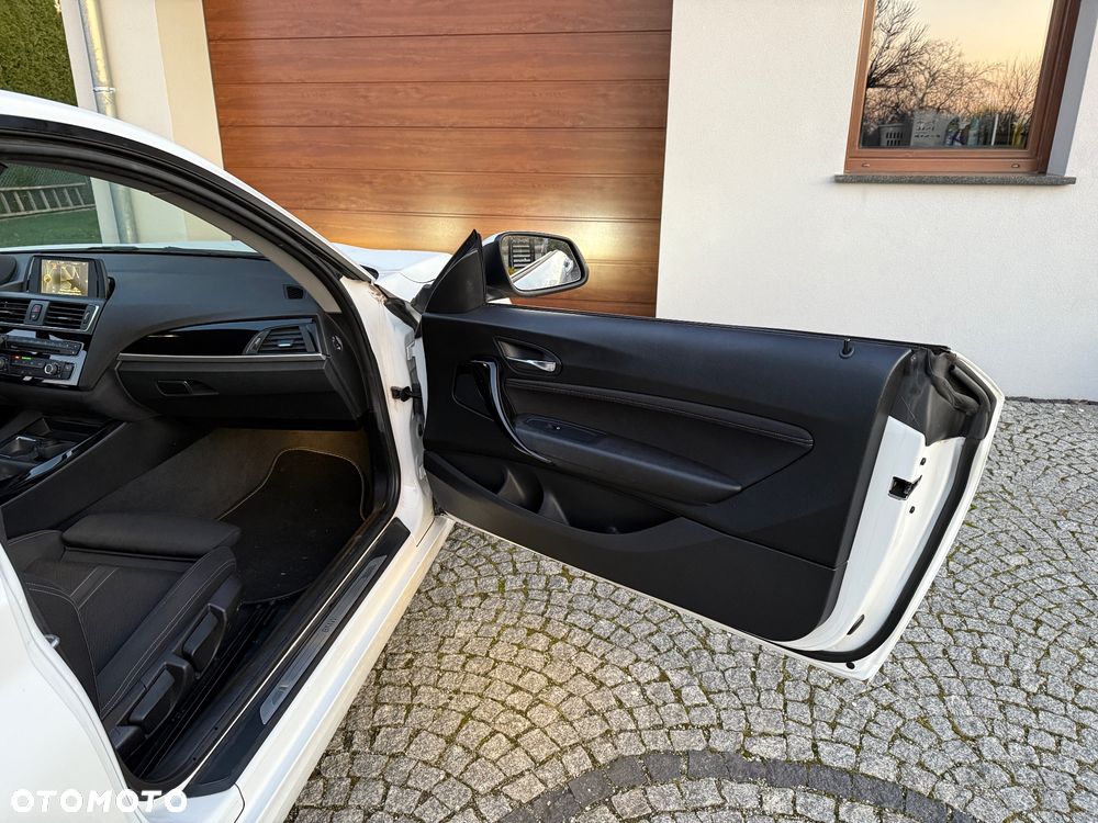 BMW Seria 1 116d EfficientDynamics Edition Sport Line - 28