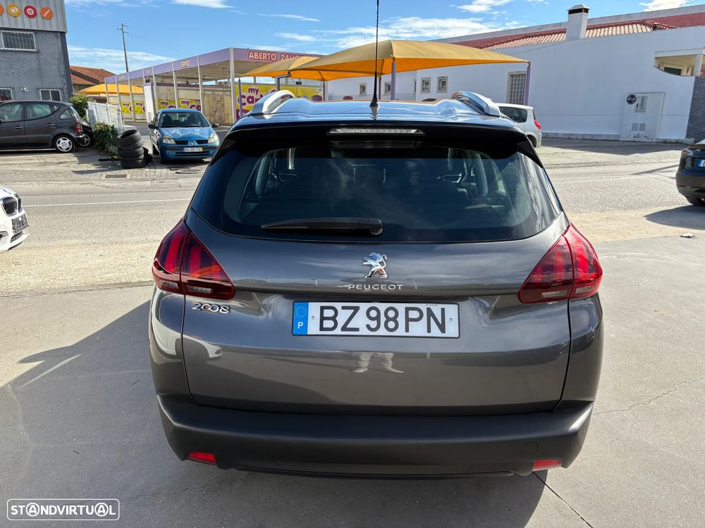 Peugeot 2008 1.2 PureTech Allure - 6