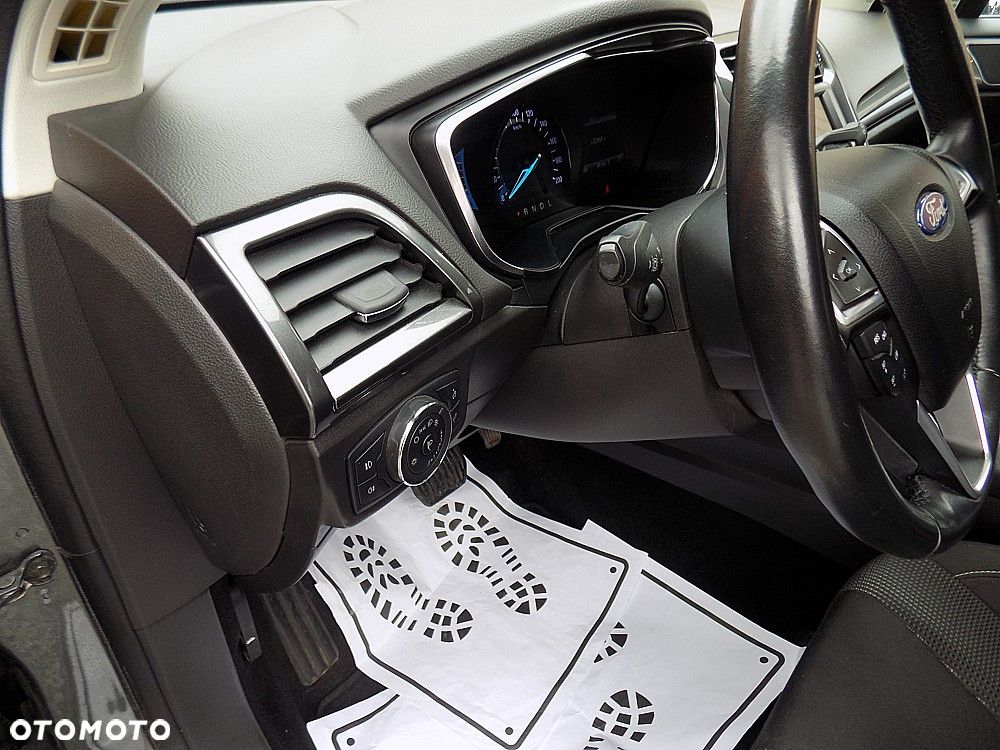 Ford Mondeo 2.0 Hybrid Trend - 11