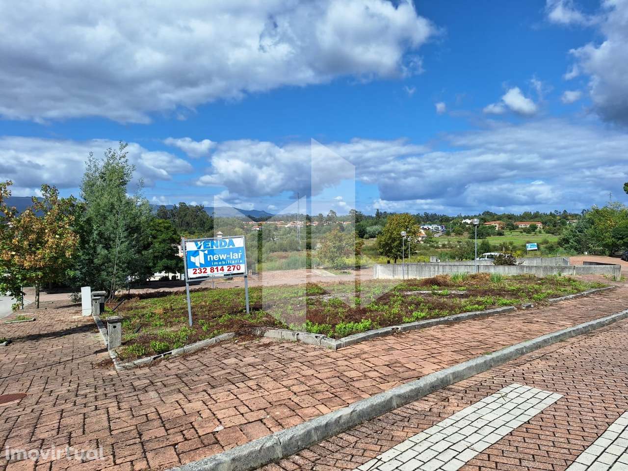 Lote de Terreno  Venda em Molelos,Tondela - Grande imagem: 2/4
