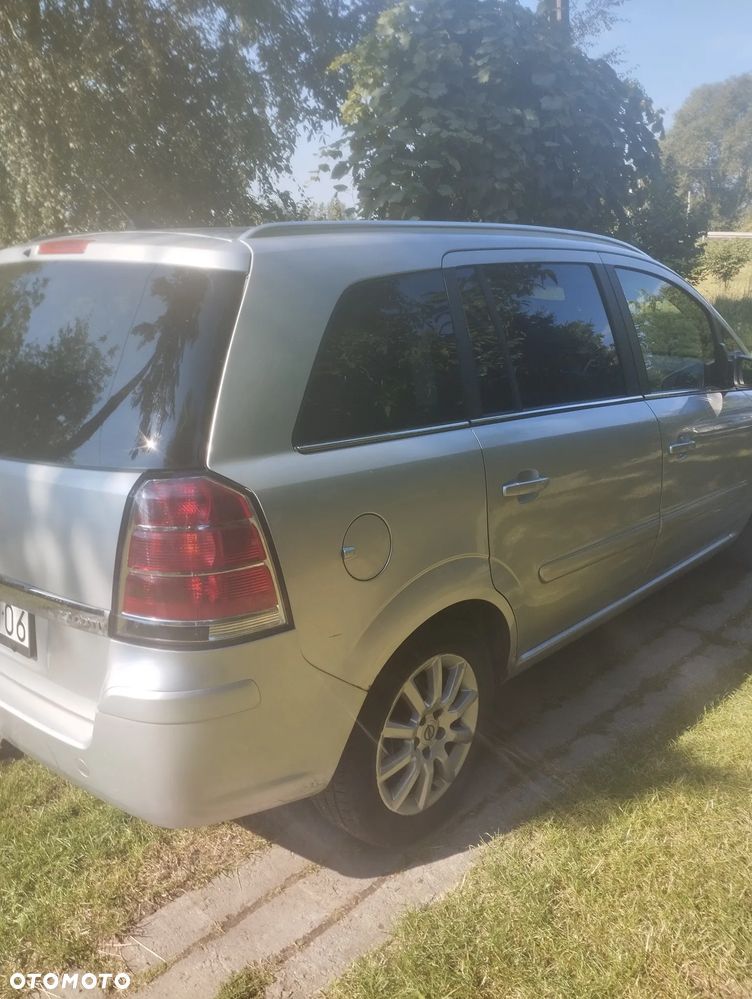 Opel Zafira 1.9 CDTI Elegance - 5