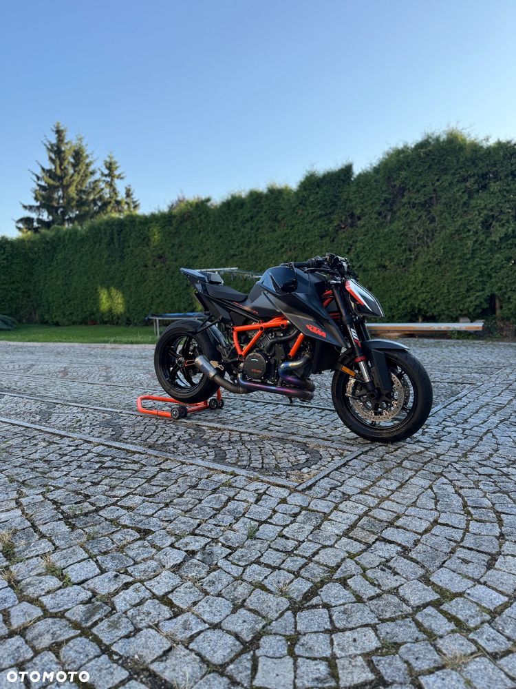 KTM Super Duke - 4
