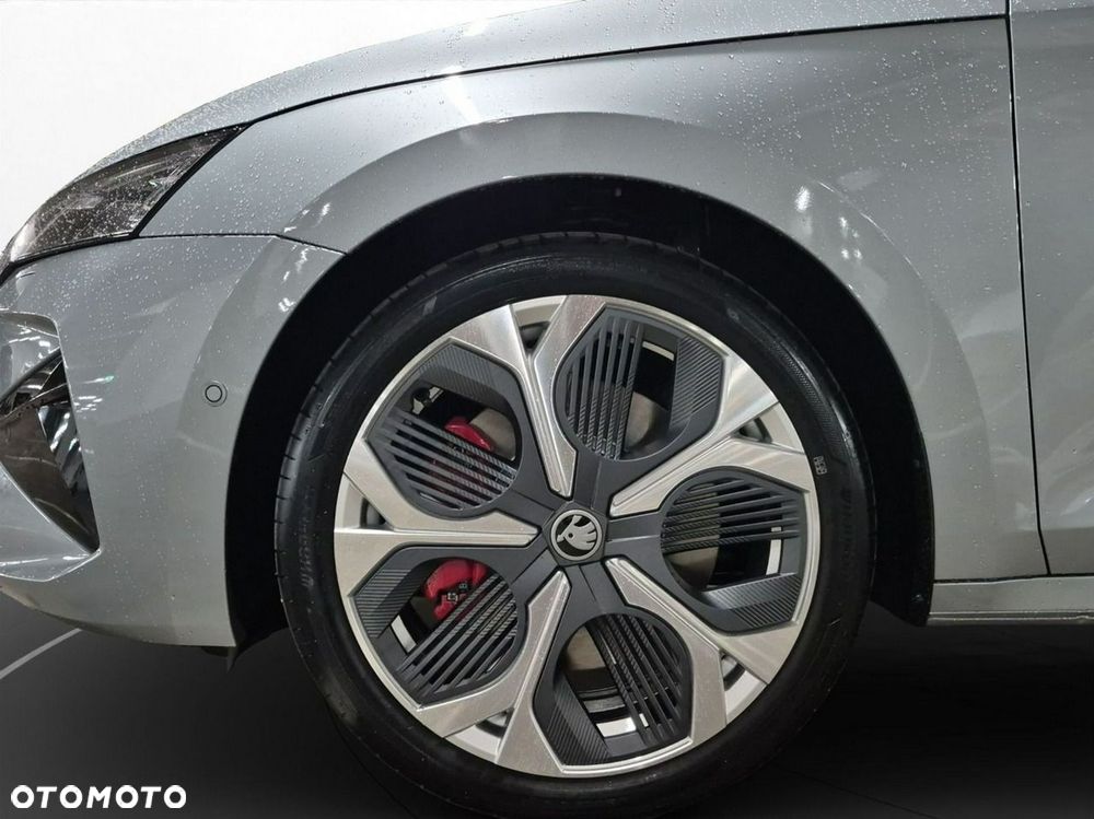 Skoda Octavia 2.0 TSI RS DSG - 5