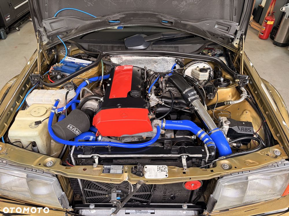 Mercedes-Benz W201 (190) - 10