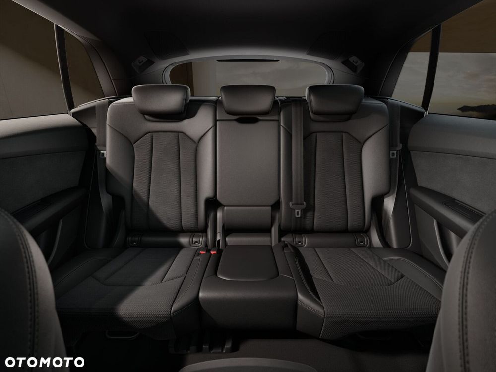Audi Q8 - 9