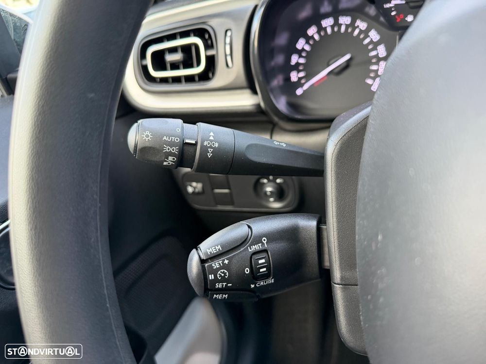 Citroën C3 1.2 PureTech Max EAT6 - 19