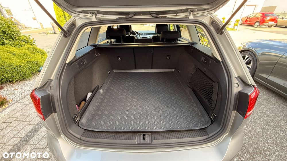 Volkswagen Passat 2.0 TDI BMT Comfortline DSG - 11