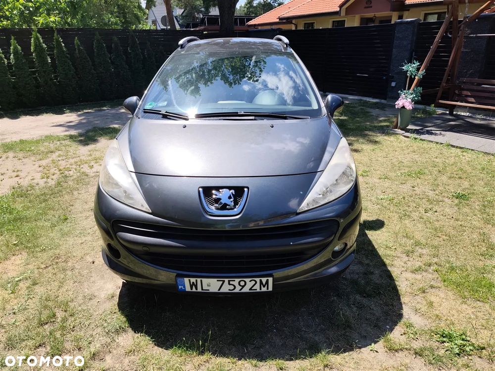 Peugeot 207 - 6