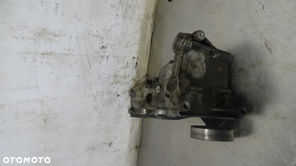 ŁAPA ALTERNATORA AUDI A4 B6 2.0 06B903143L - 7