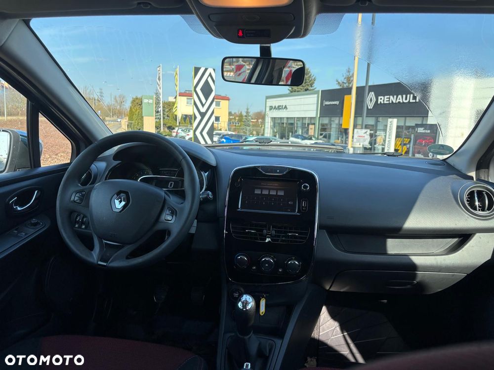 Renault Clio TCe 90 Paris - 12
