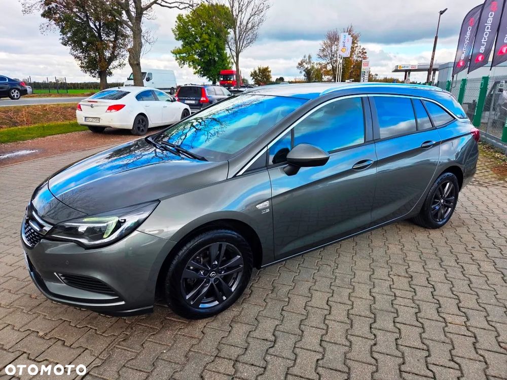 Opel Astra 1.4 Turbo 120 Jahre - 20