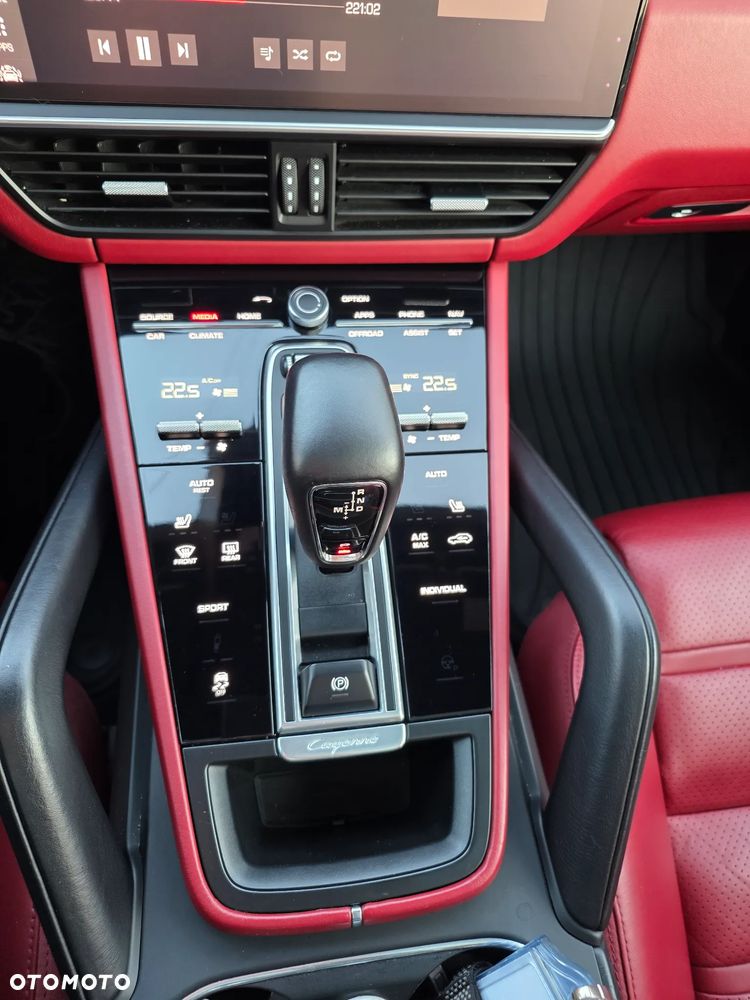 Porsche Cayenne Tiptronic S Platinum Edition - 15