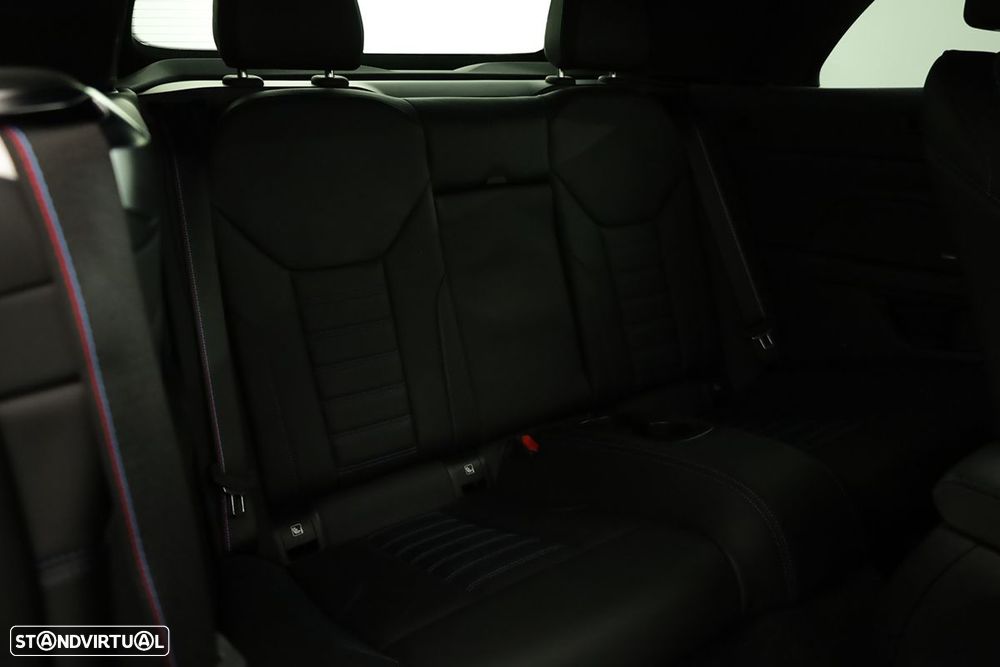 BMW 430 i Pack Desportivo M Auto - 26