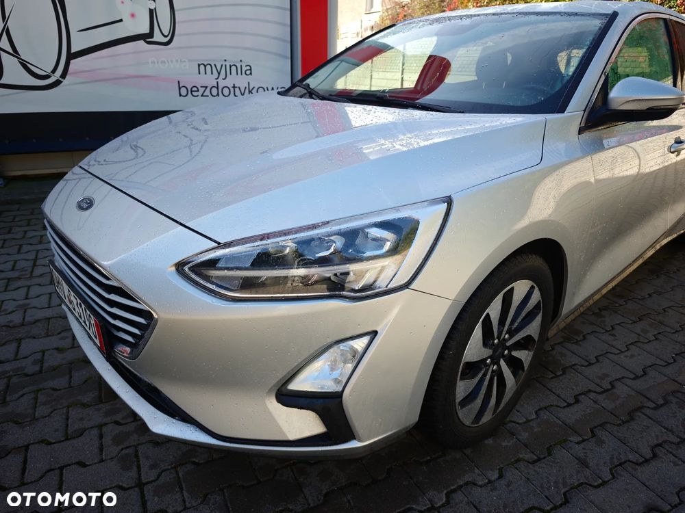 Ford Focus 1.0 EcoBoost STart-Stopp-System TITANIUM X - 23