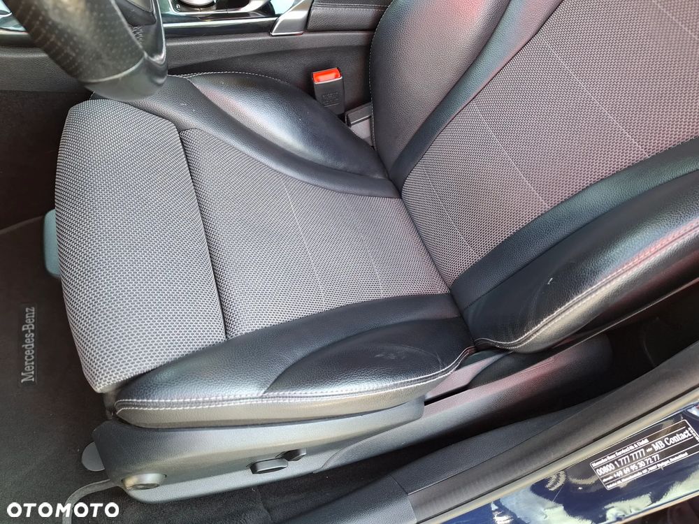 Mercedes-Benz Klasa C 180 (BlueEFFICIENCY) Avantgarde - 21