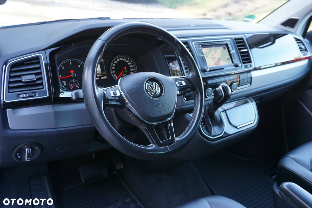 Volkswagen Multivan - 9