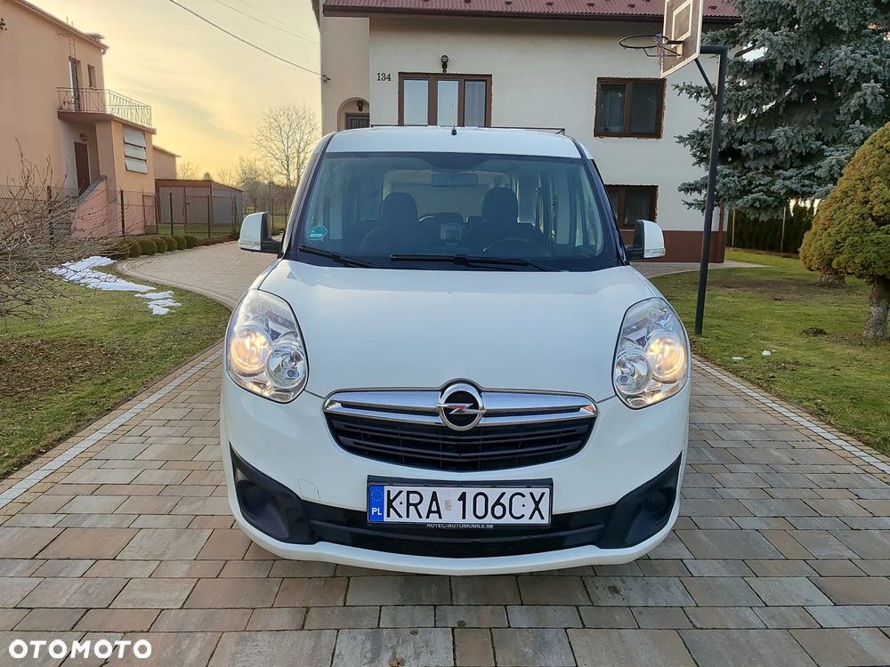 Opel Combo 1.6 CDTI Cosmo Eu6 - 10