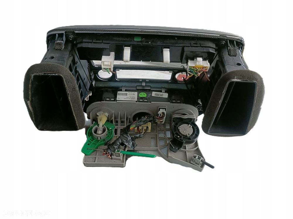 HYUNDAI i20 I 08-12 r. PANEL STEROWANIA KLIMATYZACJI RAMKA KRATKI - 5