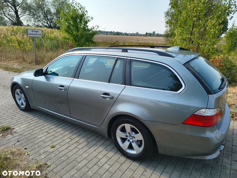 BMW Seria 5 520d Special Edition - 2