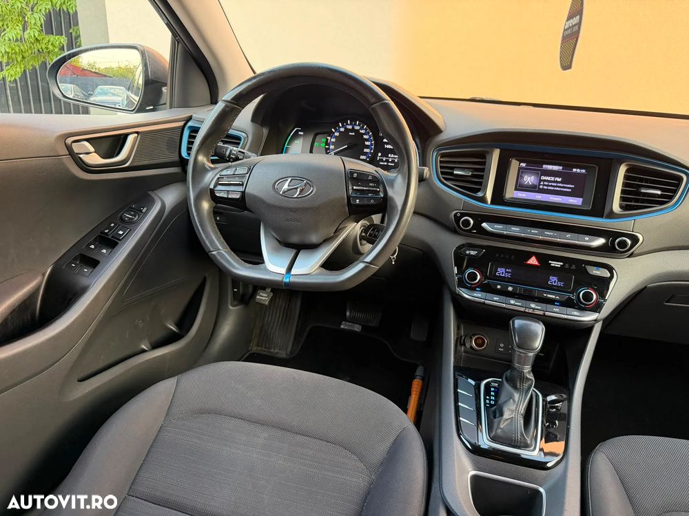 Hyundai IONIQ 1.6 GDI - 16