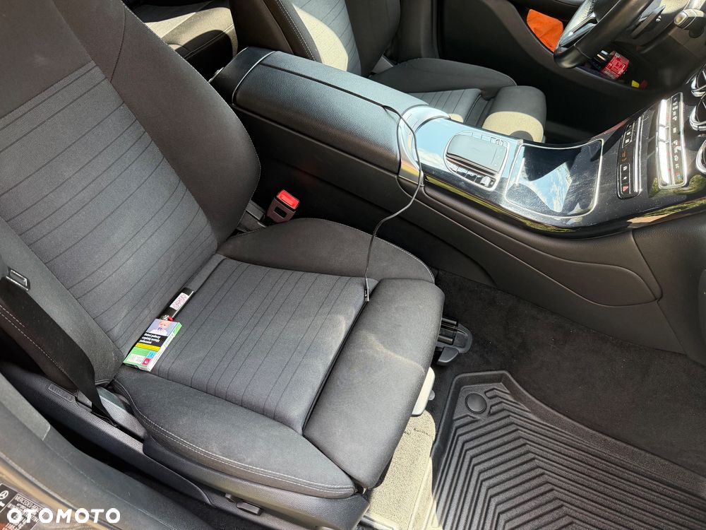 Mercedes-Benz GLC 200 d 4Matic 9G-TRONIC Exclusive - 30