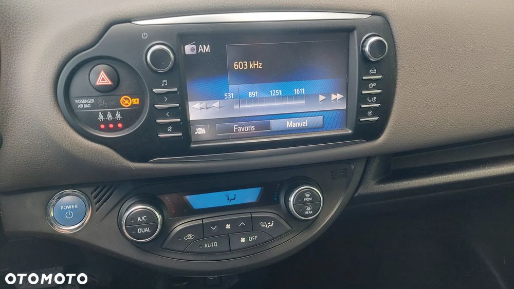 Toyota Yaris 1.5 VVT-i Launch Edition - 13