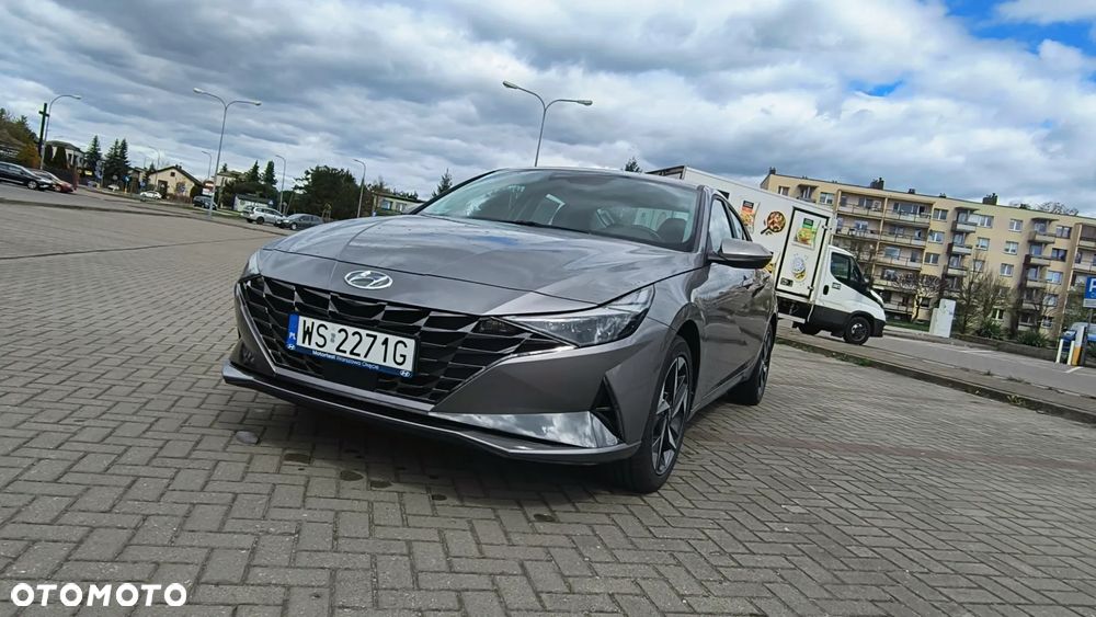 Hyundai Elantra 1.6 Smart - 4