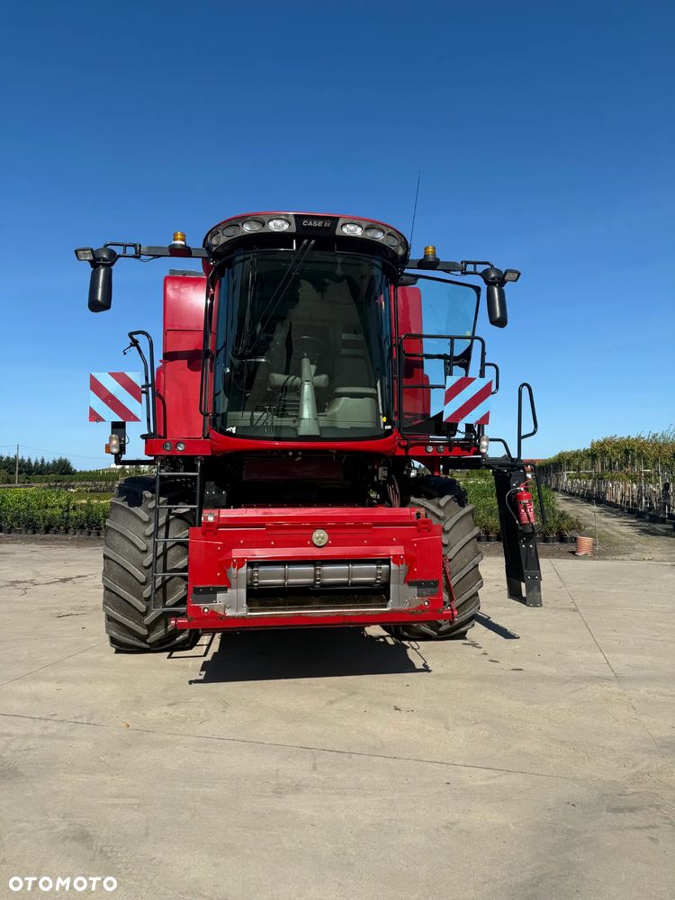 Case IH Axial Flow 6140 - 3
