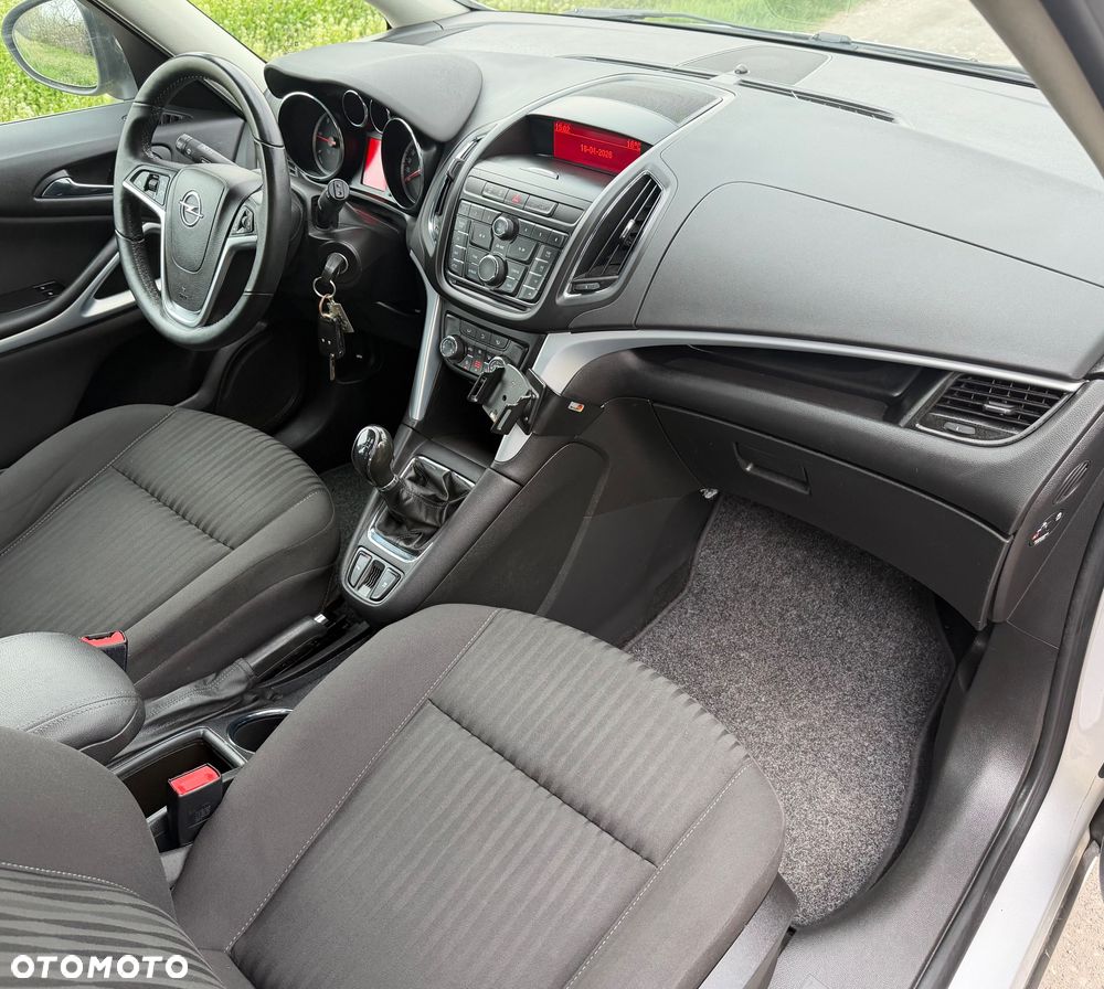 Opel Zafira 2.0 CDTI Cosmo - 8