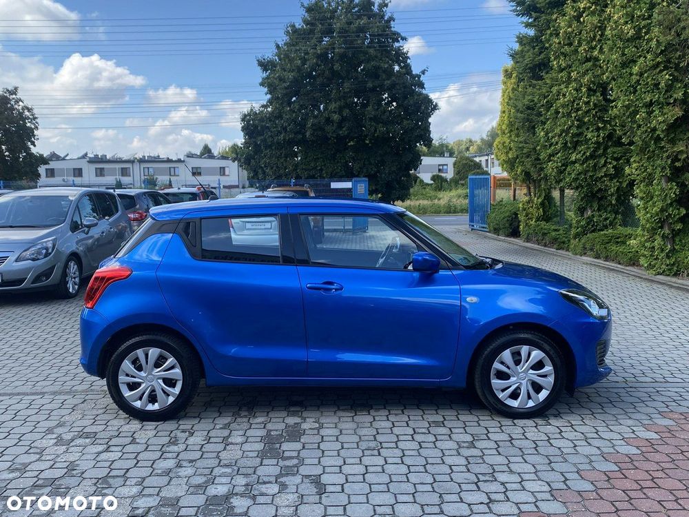 Suzuki Swift - 4