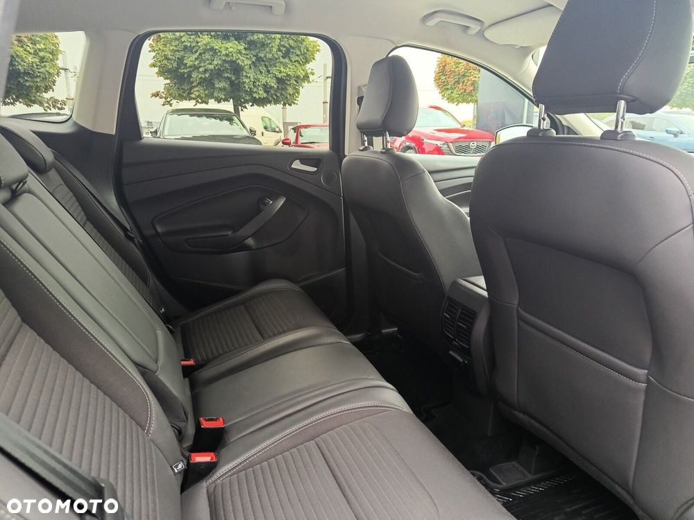 Ford Kuga - 15