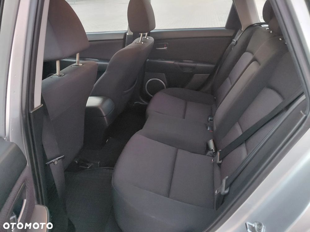 Mazda 3 1.6 Sport Active - 21