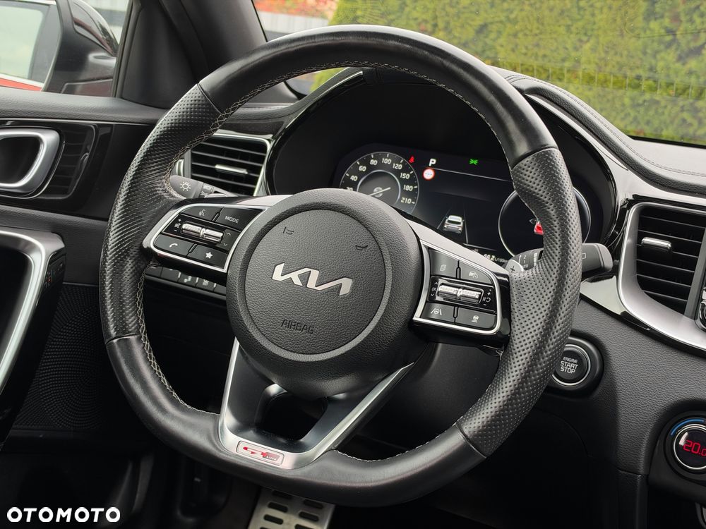 Kia Ceed 1.5 T-GDI MHEV GT-Line - 23