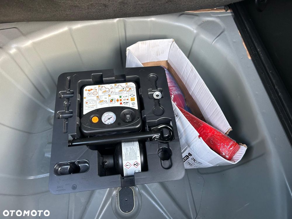 Renault Captur 1.0 TCe Intens - 24