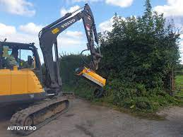 Tocatoare buldoexcavator cu ciocane model Femac T5 105 - 3