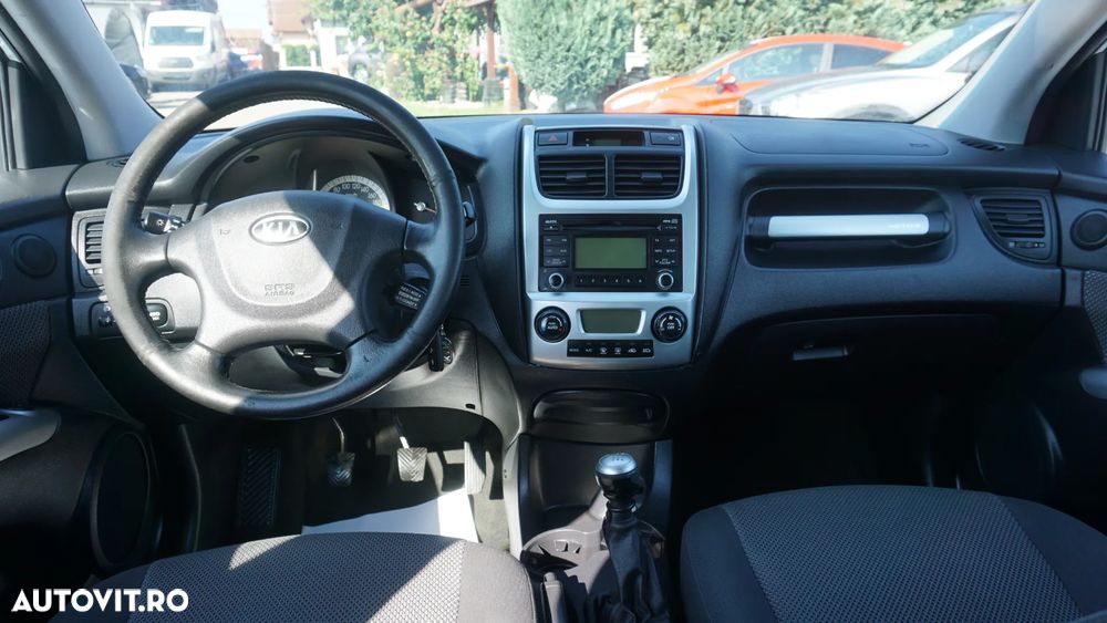 Kia Sportage 2.0 DSL MT 4x4 STYLE - 15