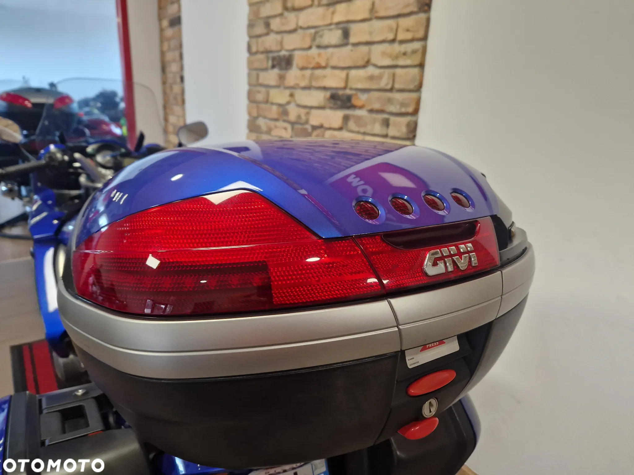 Yamaha FJR - 33