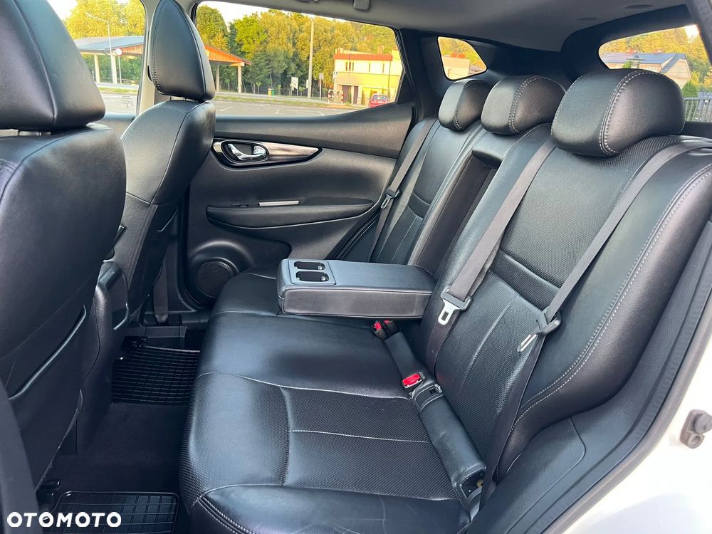 Nissan Qashqai 1.6 DCi Xtronic ACENTA - 30