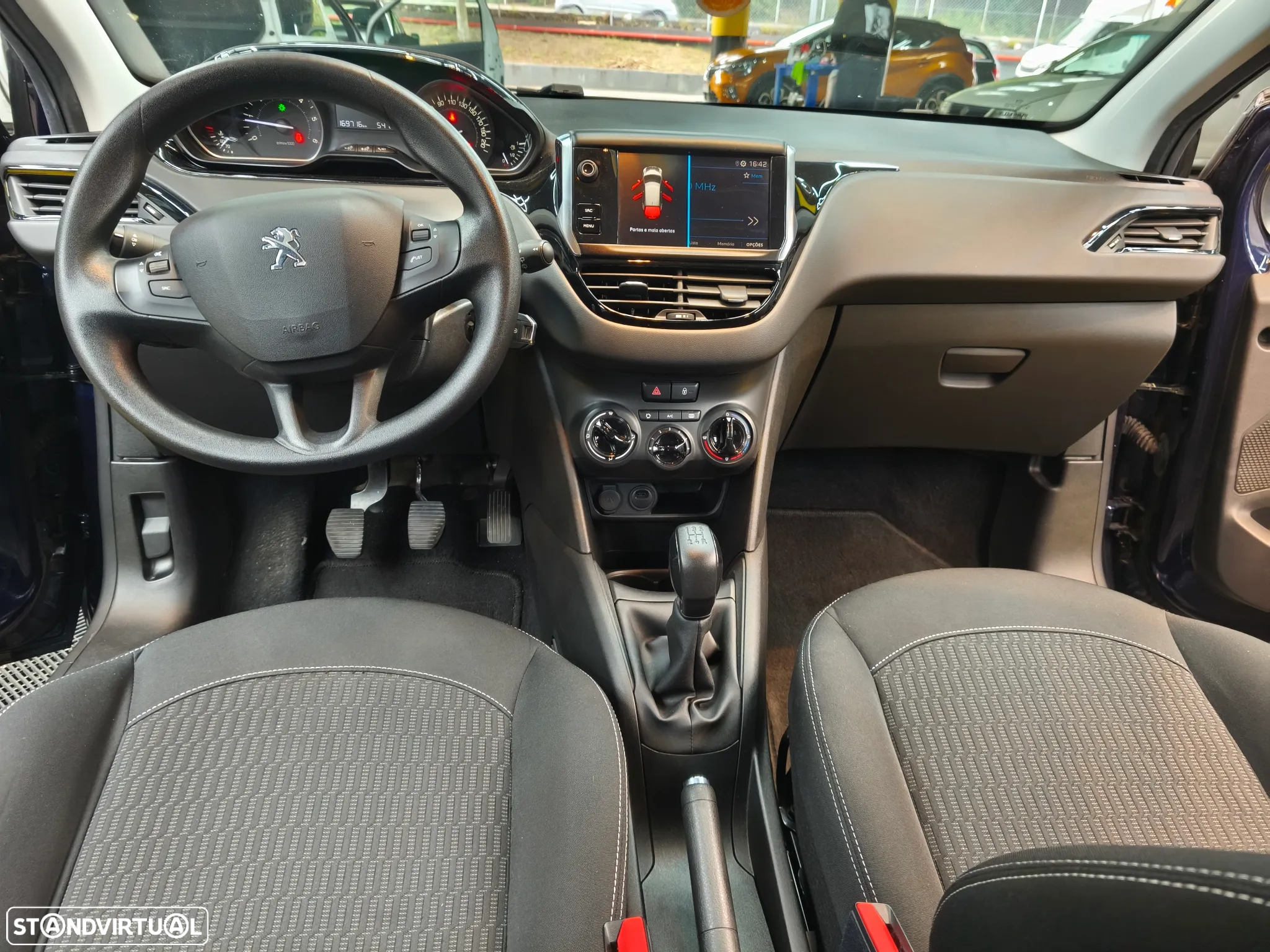 Peugeot 208 1.5 BlueHDi Active Pack - 17