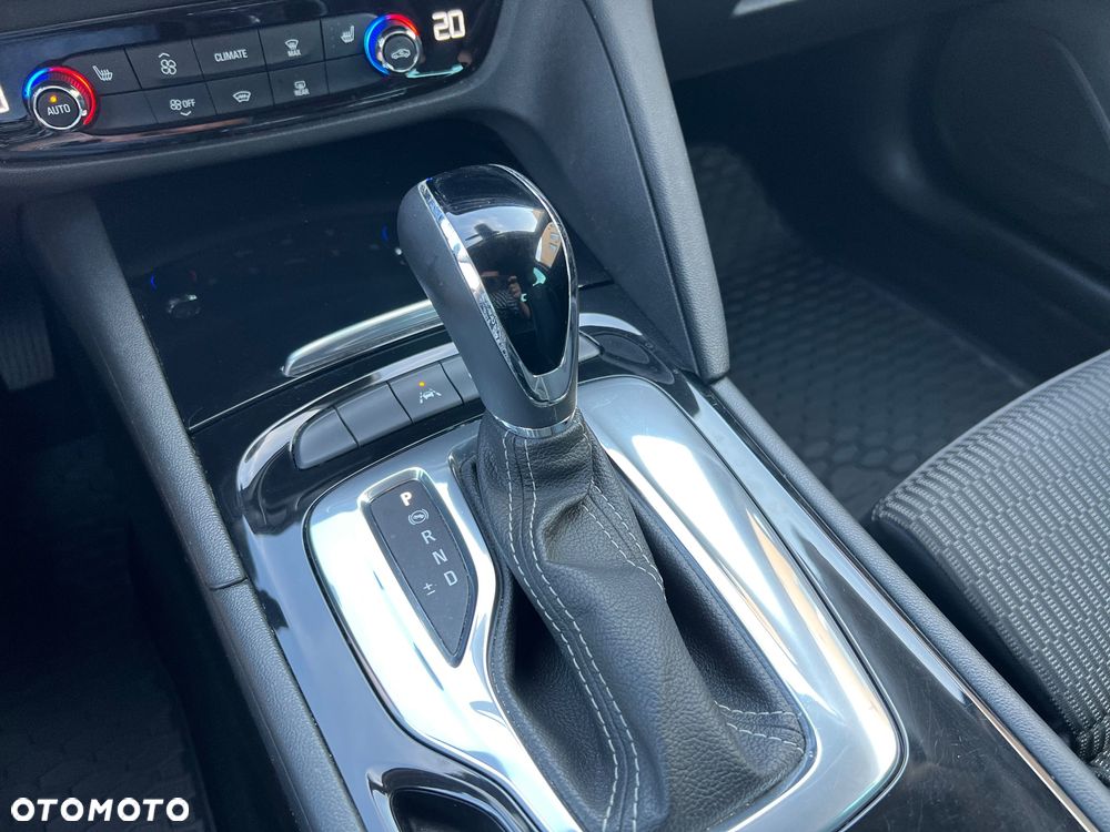 Opel Insignia 2.0 CDTI Elegance S&S - 18