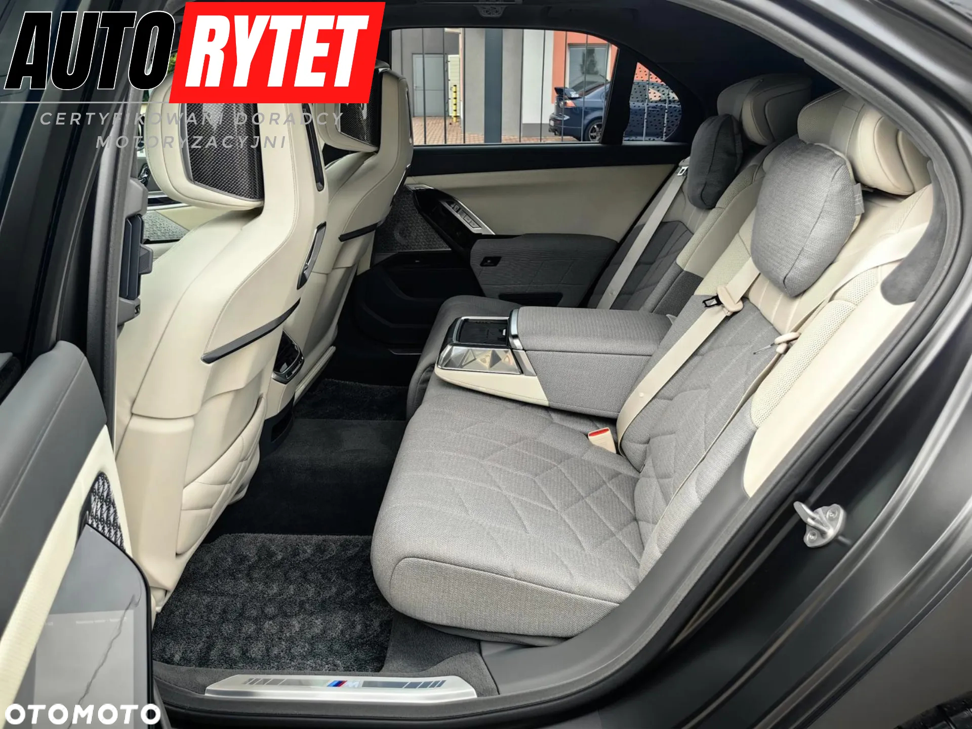 BMW Seria 7 M760e PHEV xDrive sport - 16