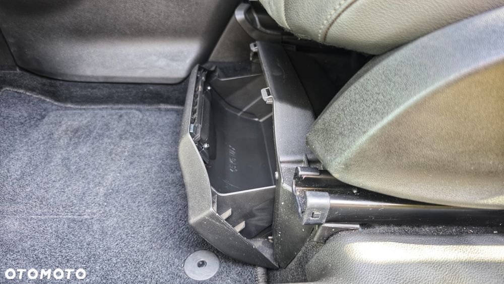 Opel Meriva - 8