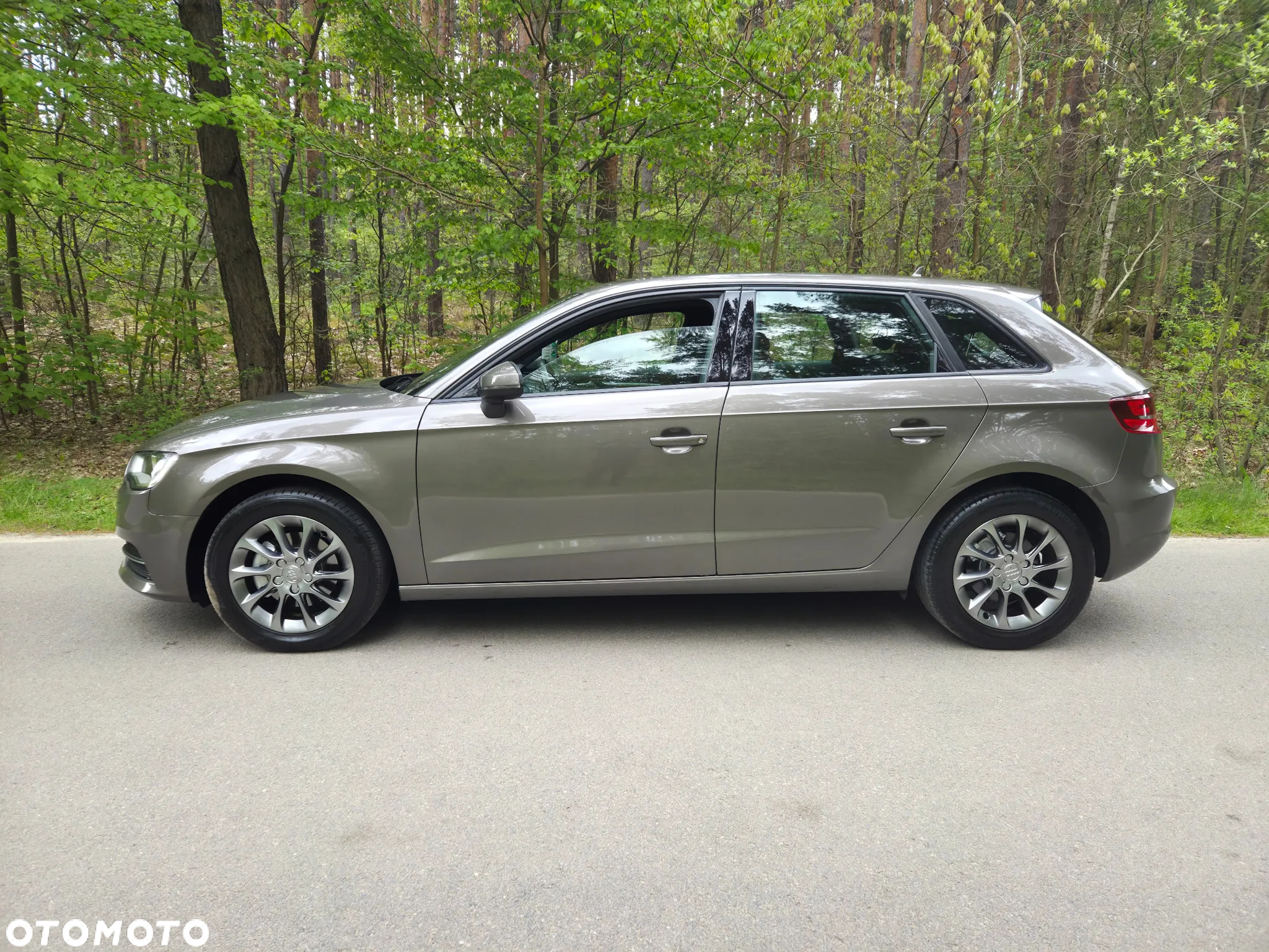 Audi A3 1.6 TDI Ambiente - 10