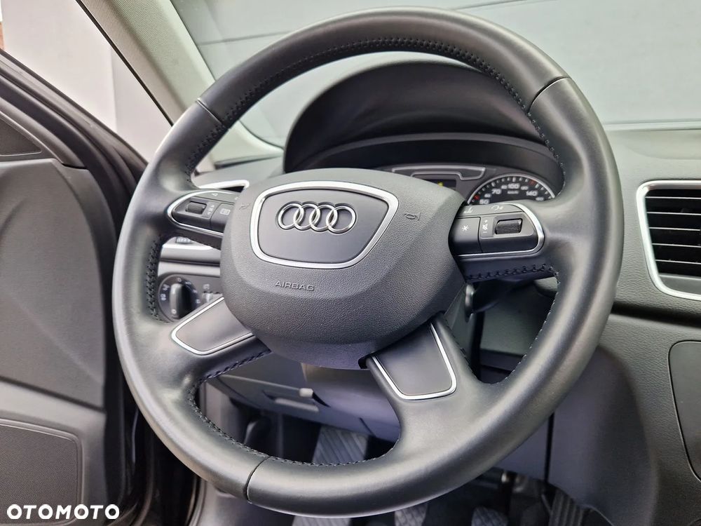 Audi Q3 1.4 TFSI Edycja Specjalna - 27
