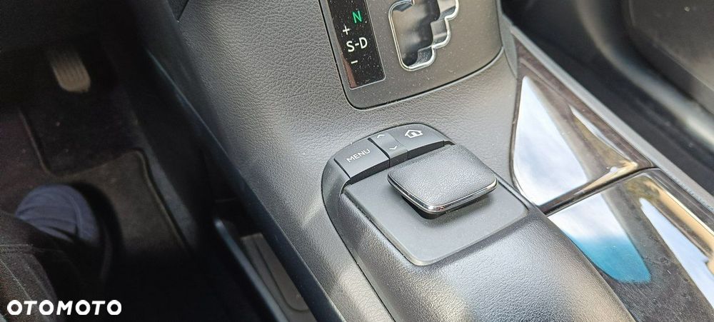 Lexus RX 450h (hybrid) Executive Line - 28