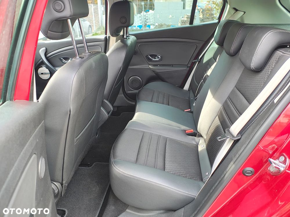 Renault Megane 1.2 Energy TCe Bose - 12